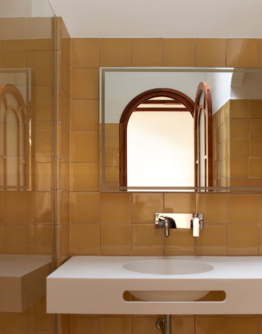 Casa Lurbe por Abalosllopis + Jordi Marset. Fotografía por Mariela Apollonio.