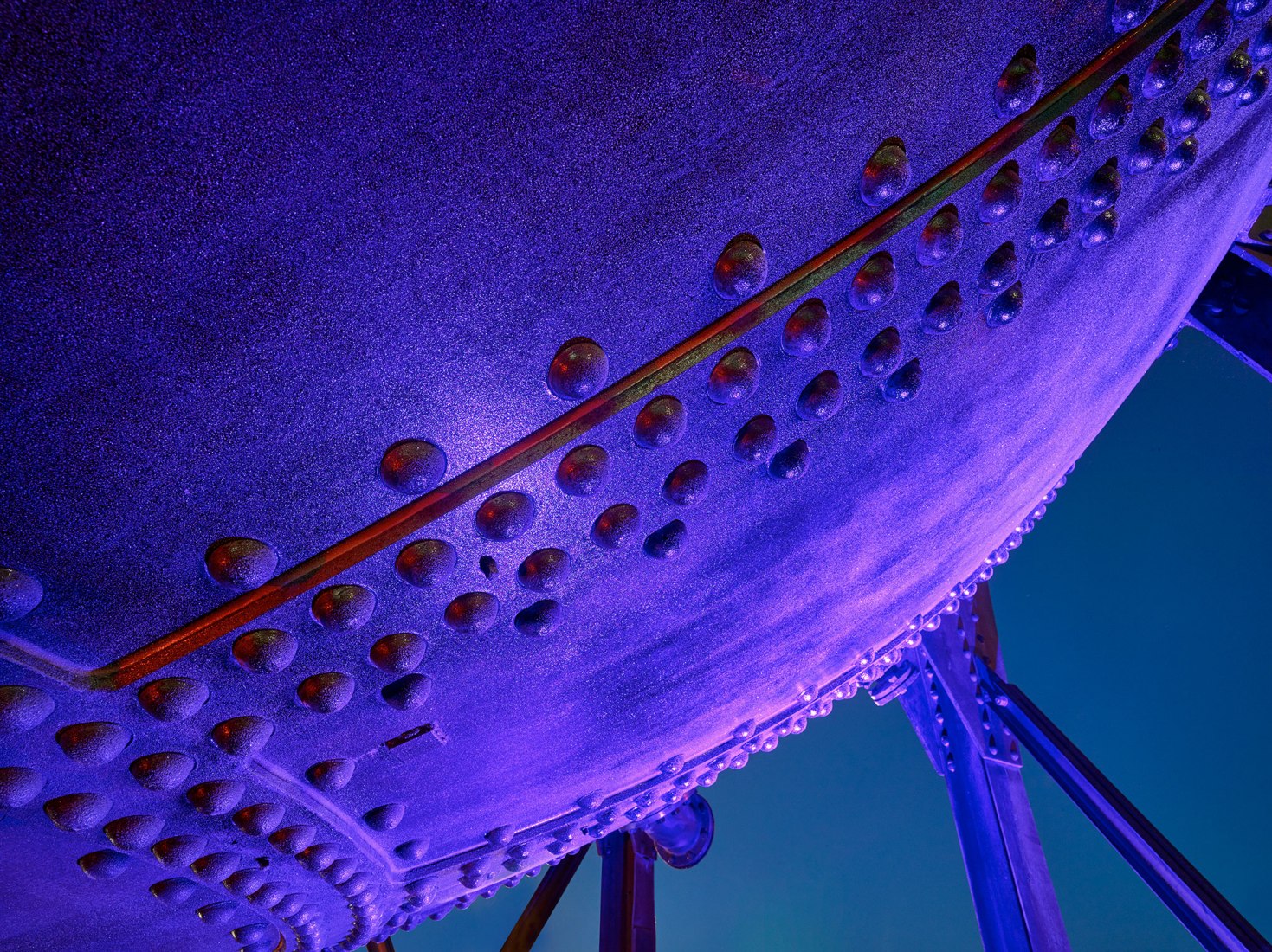 “Waypoint” at Waypoint Park by Mutuus Studio. Photograph by Benjamin Benschneider