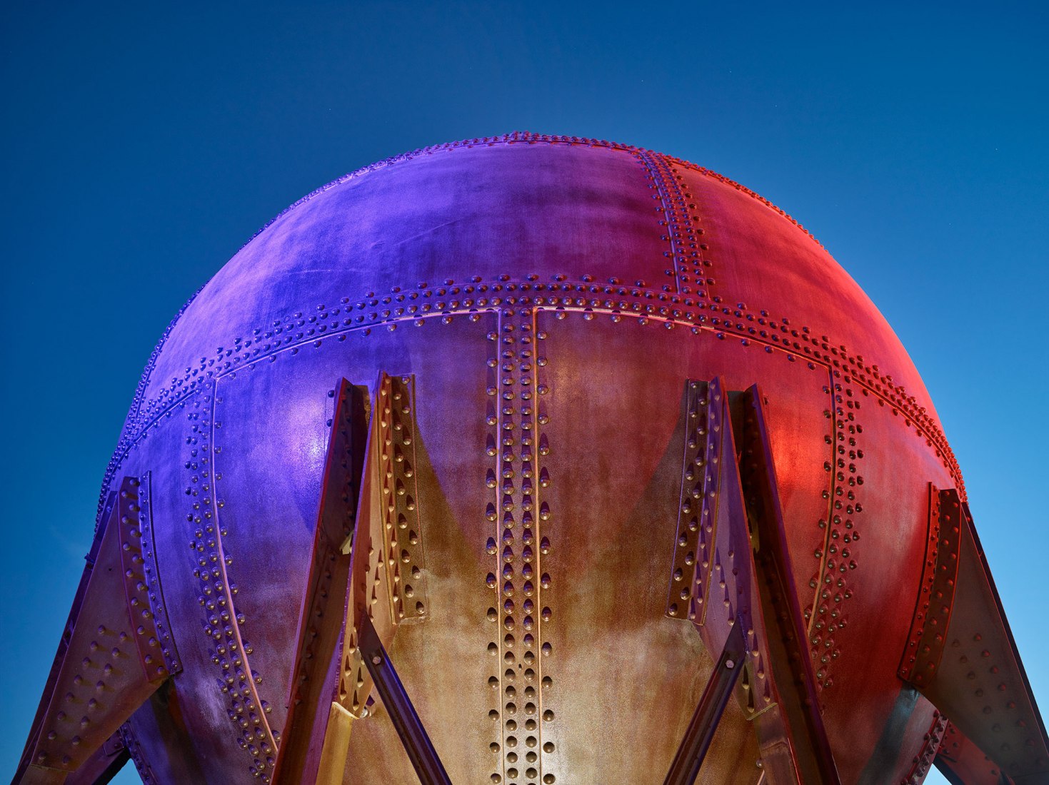 “Waypoint” at Waypoint Park by Mutuus Studio. Photograph by Benjamin Benschneider