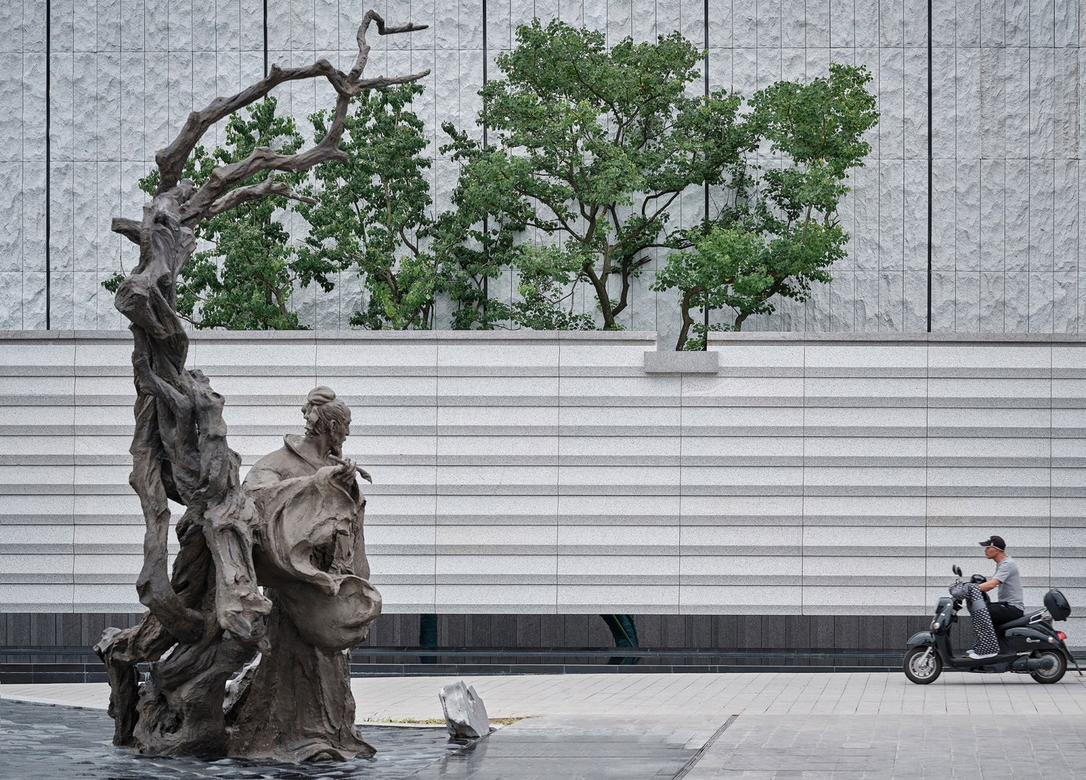 Xu Wei Art Museum and Qingteng Square by ACRC. Photograph by Lei Tantan.
