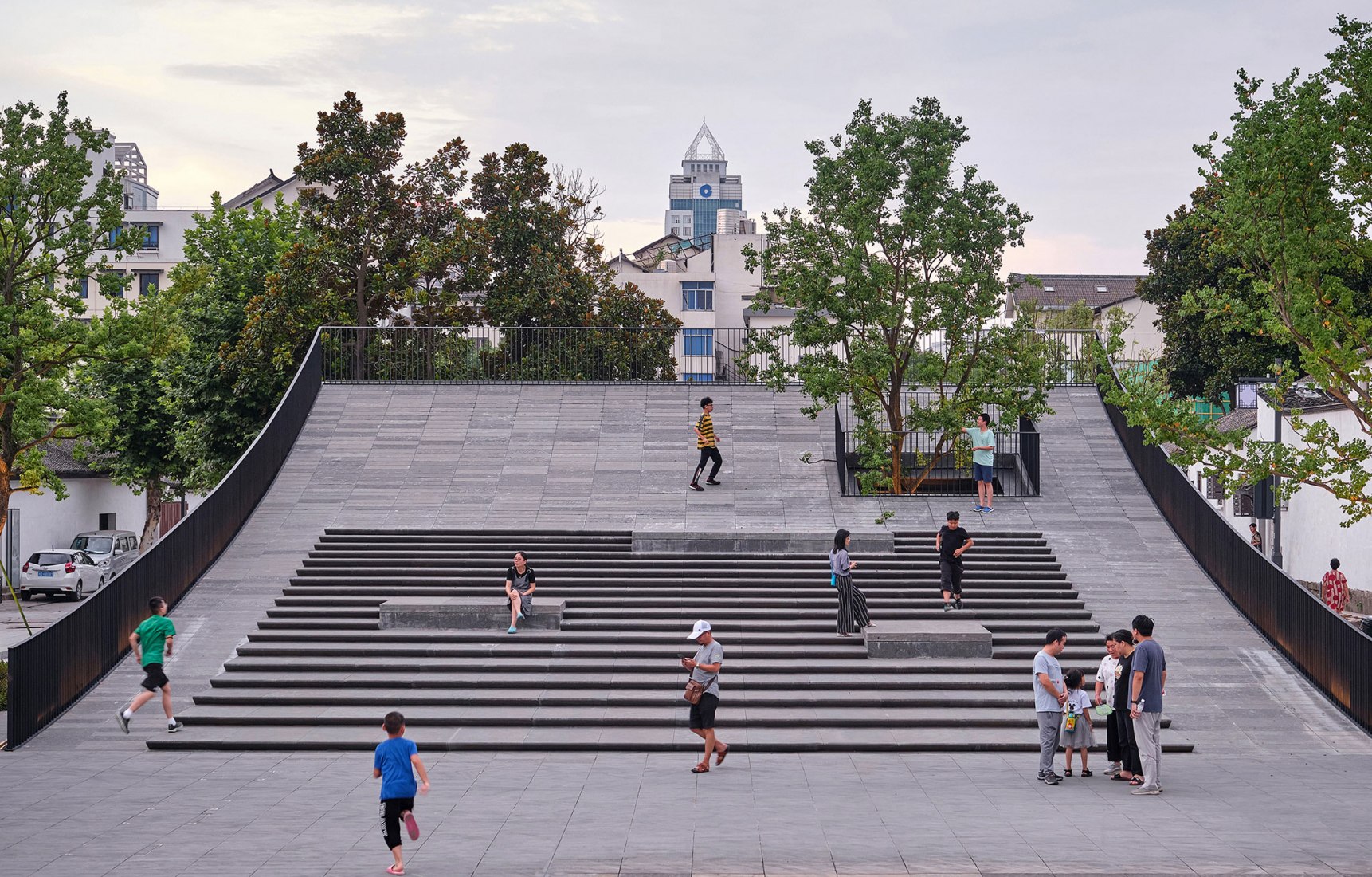 Xu Wei Art Museum and Qingteng Square by ACRC. Photograph by Lei Tantan.