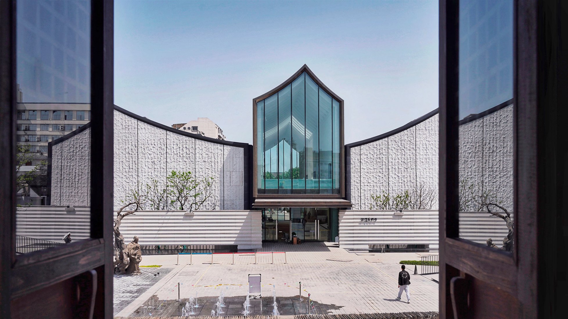 Xu Wei Art Museum and Qingteng Square by ACRC. Photograph by Zhang Chenfan.