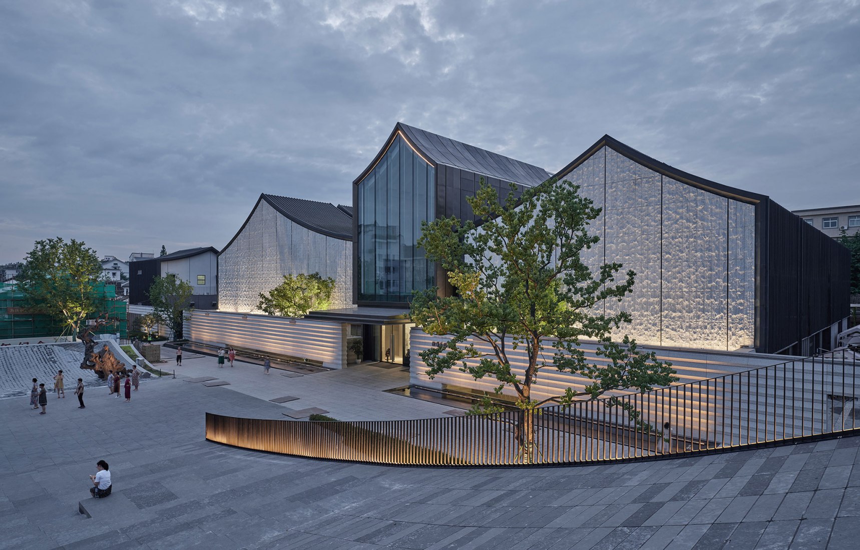 Xu Wei Art Museum and Qingteng Square by ACRC. Photograph by Lei Tantan.