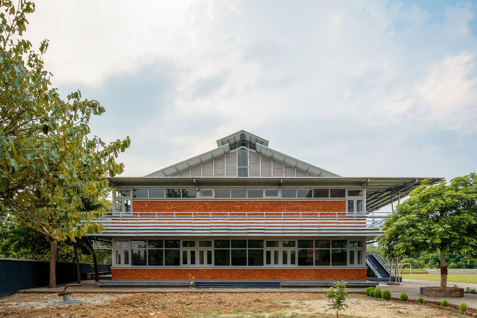 Centro de Actividades de la Academia Taksila por SGA-Studio. Fotografía por Sohaib Ilyas.