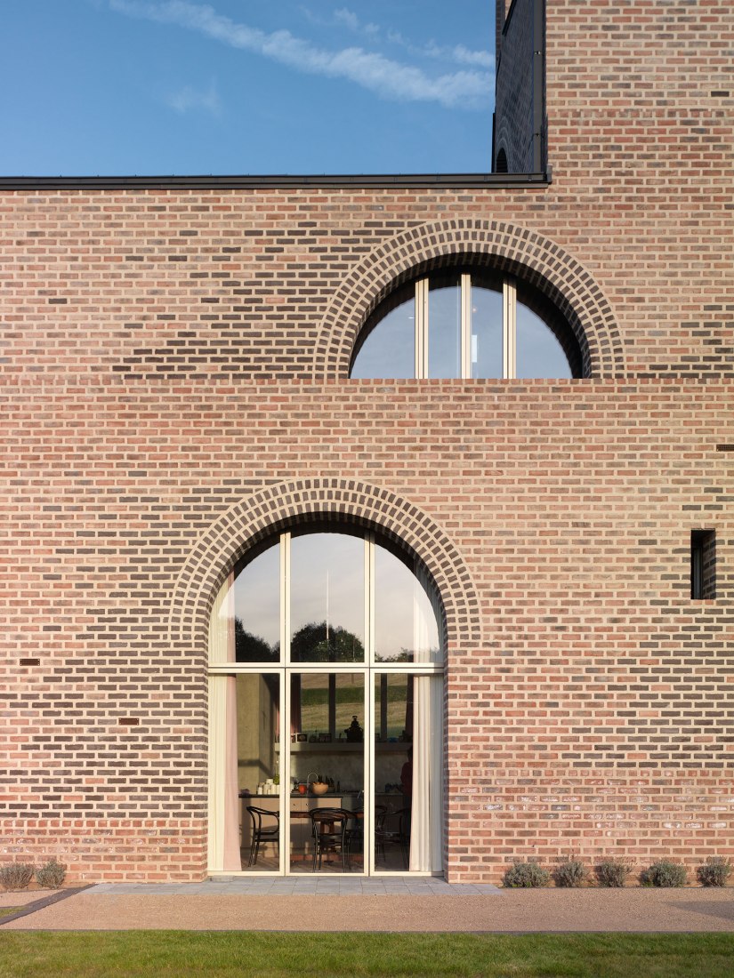 Nithurst Farm by Adam Richards Architects. Photograph by Brotherton Lock