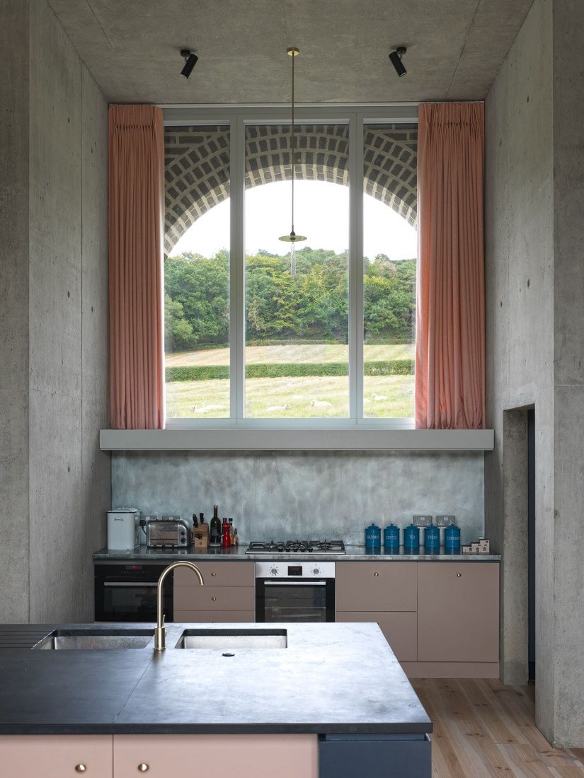 Nithurst Farm by Adam Richards Architects. Photograph by Brotherton Lock