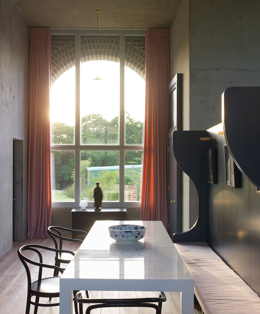 Nithurst Farm by Adam Richards Architects. Photograph by Brotherton Lock
