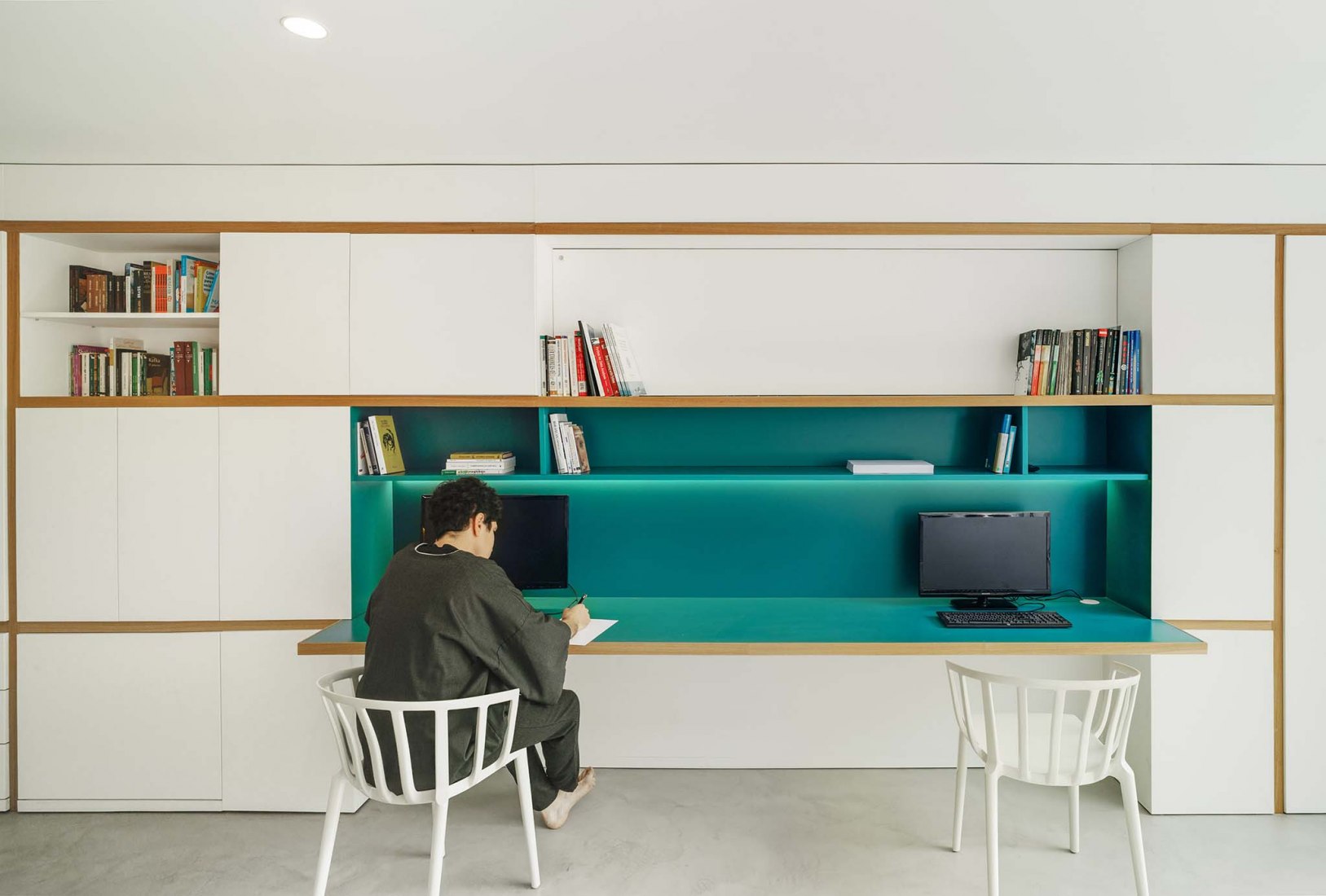 House f (x) by Adhoc Arquitectura y Territorio. Photograph by David Frutos.