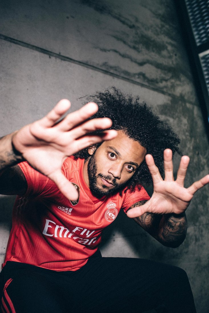 Marcelo Vieira. Camiseta del Real Madrid por Adiddas + Parley. Imagen cortesía de Adidas