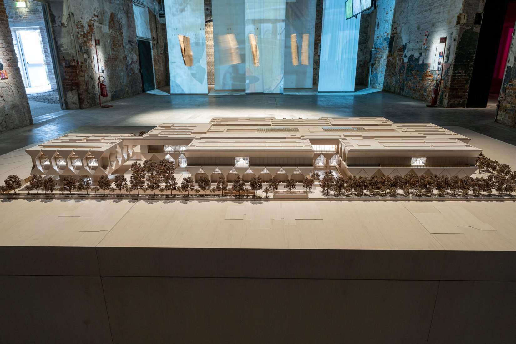 Architectural model of the new KNMA New Delhi. Photograph by Andrea Avezzù. Image Courtesy of Venice Architecture Biennale.