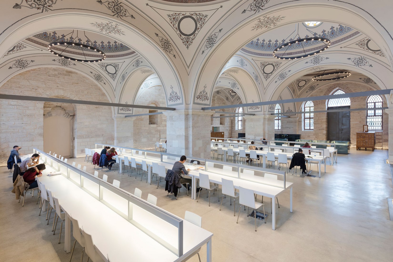 Reading room. Beyazit State Library Renovation by Tabanlioglu Architects. Photograph © Emre Dörter Photography.