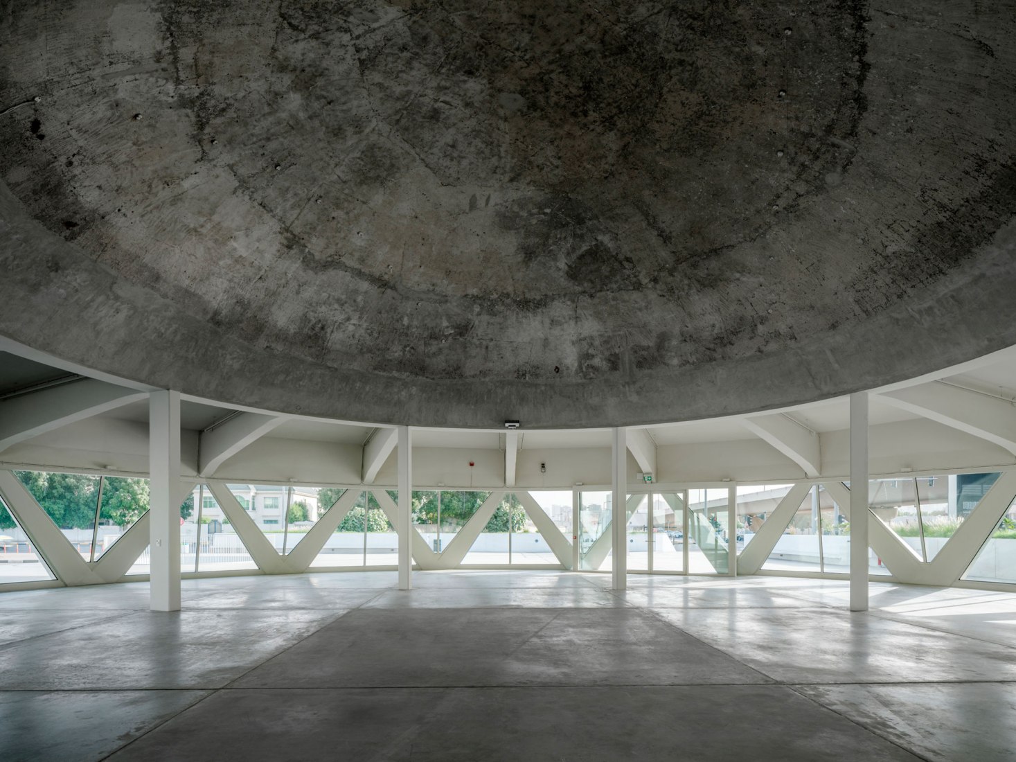 Flying Saucer Rehabilitation in Sharjah, United Arab Emirates by SpaceContinuum Design Studio / Mona El Mousfy. Image: Aga Khan Trust for Culture / Danko Stjepanovic.