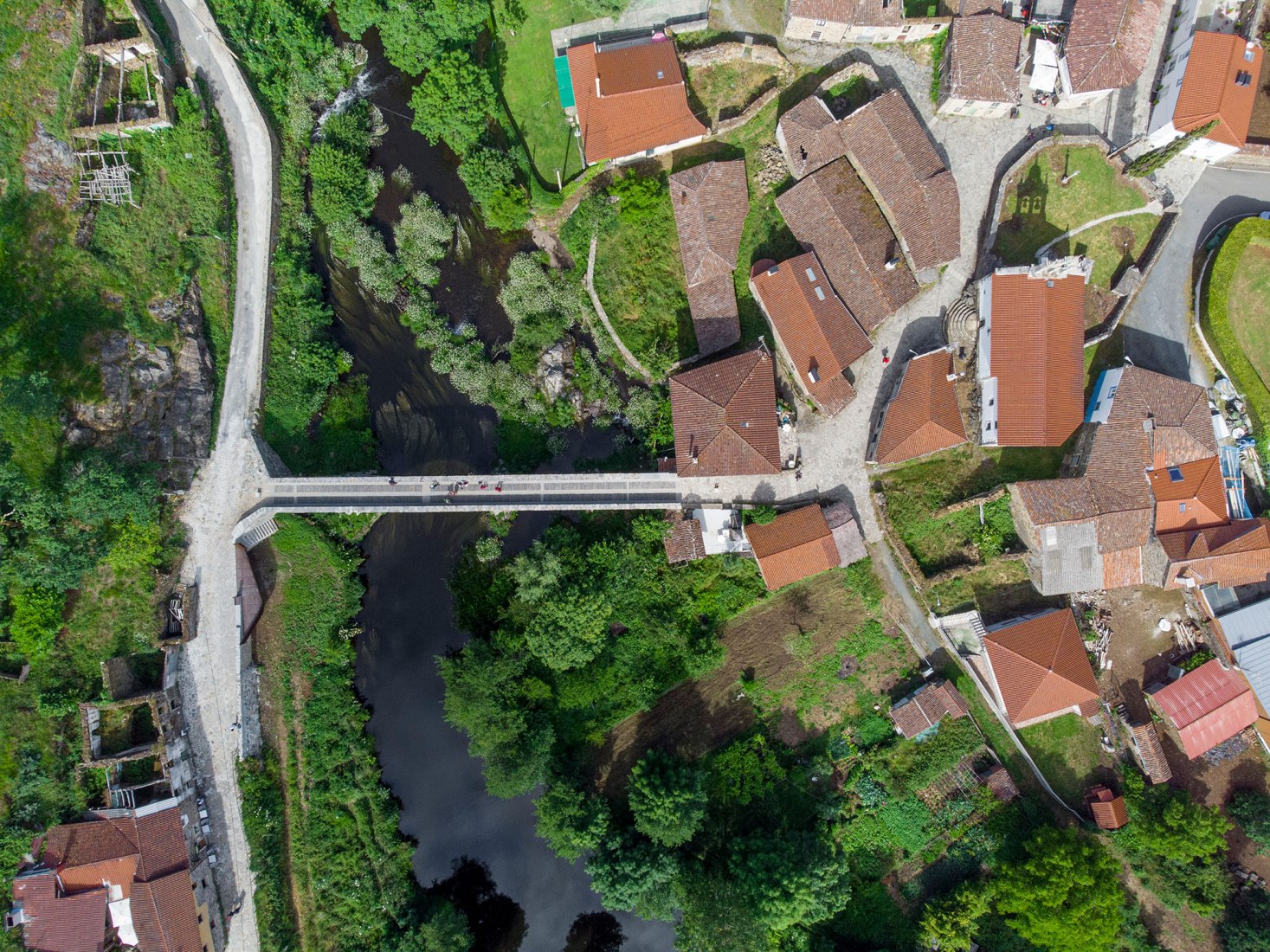 Furelos Bridge by AGi Architects. Photography by Héctor Santos-Díez.