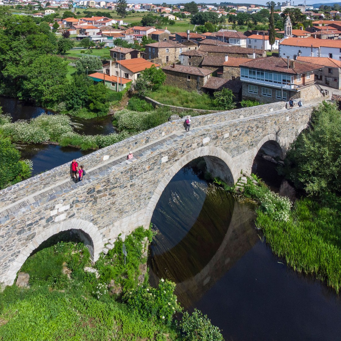 Puente de Furelos por AGi Architects. Fotografía por Héctor Santos-Díez.