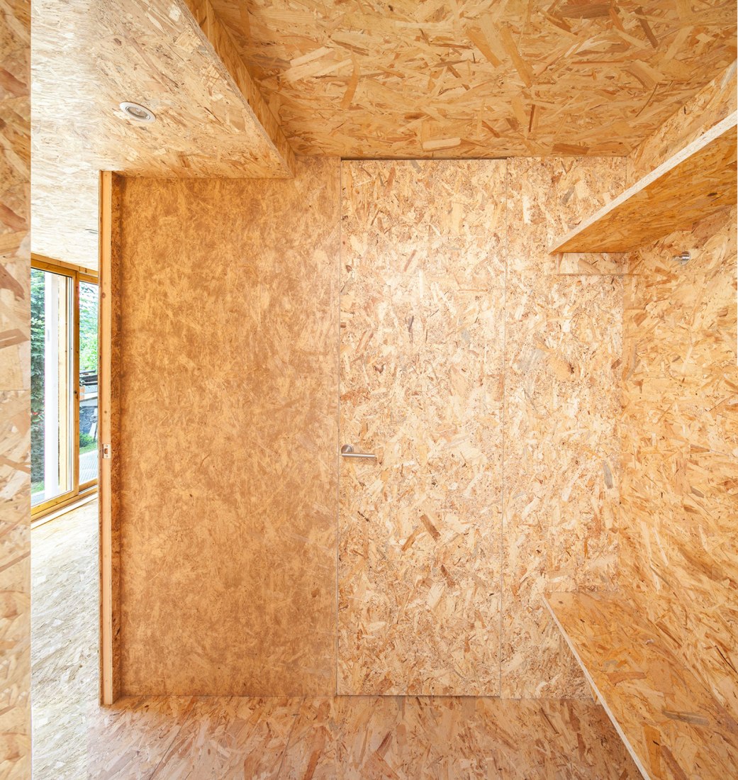 Refugio para fin de semana por Agora Arquitectura. Fotografía por Joan Casals Pañella