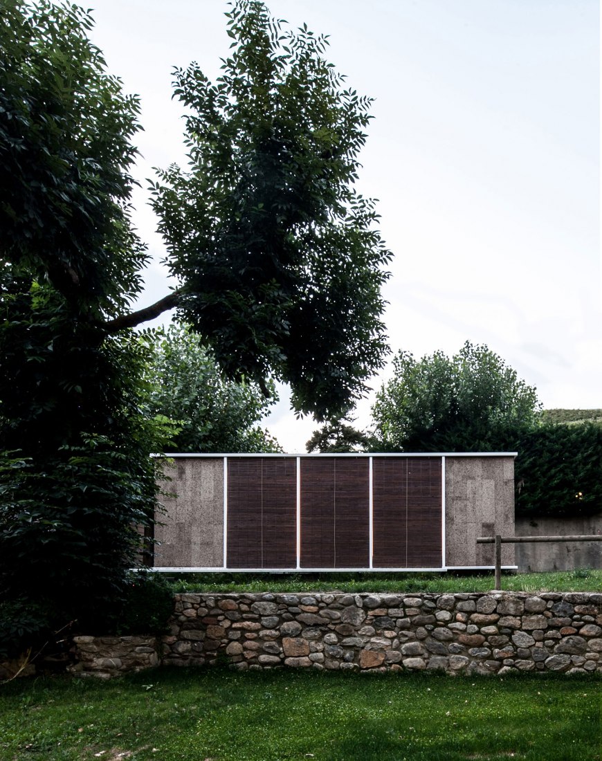 Refugio para fin de semana por Agora Arquitectura. Fotografía por Joan Casals Pañella