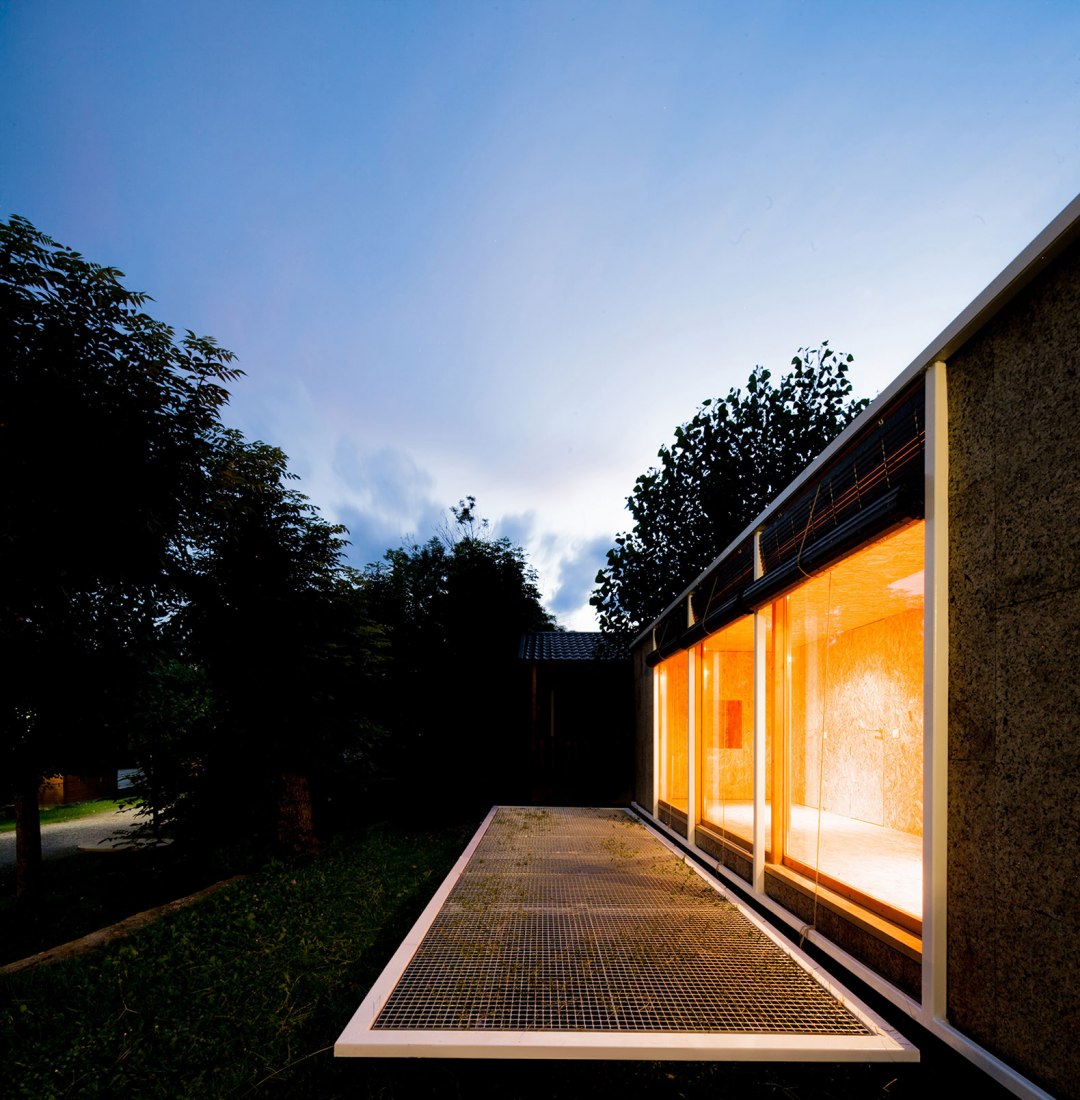 Refugio para fin de semana por Agora Arquitectura. Fotografía por Joan Casals Pañella