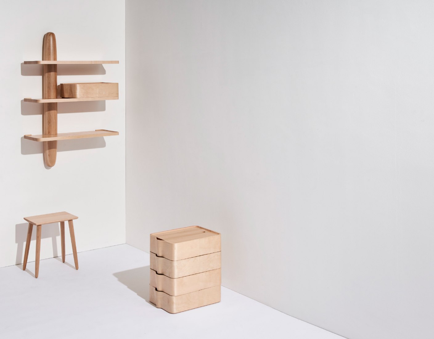 Toteemi by Josh Krute. Discovered por AHEC y Wallpaper*. Fotografía por Jason Yates.