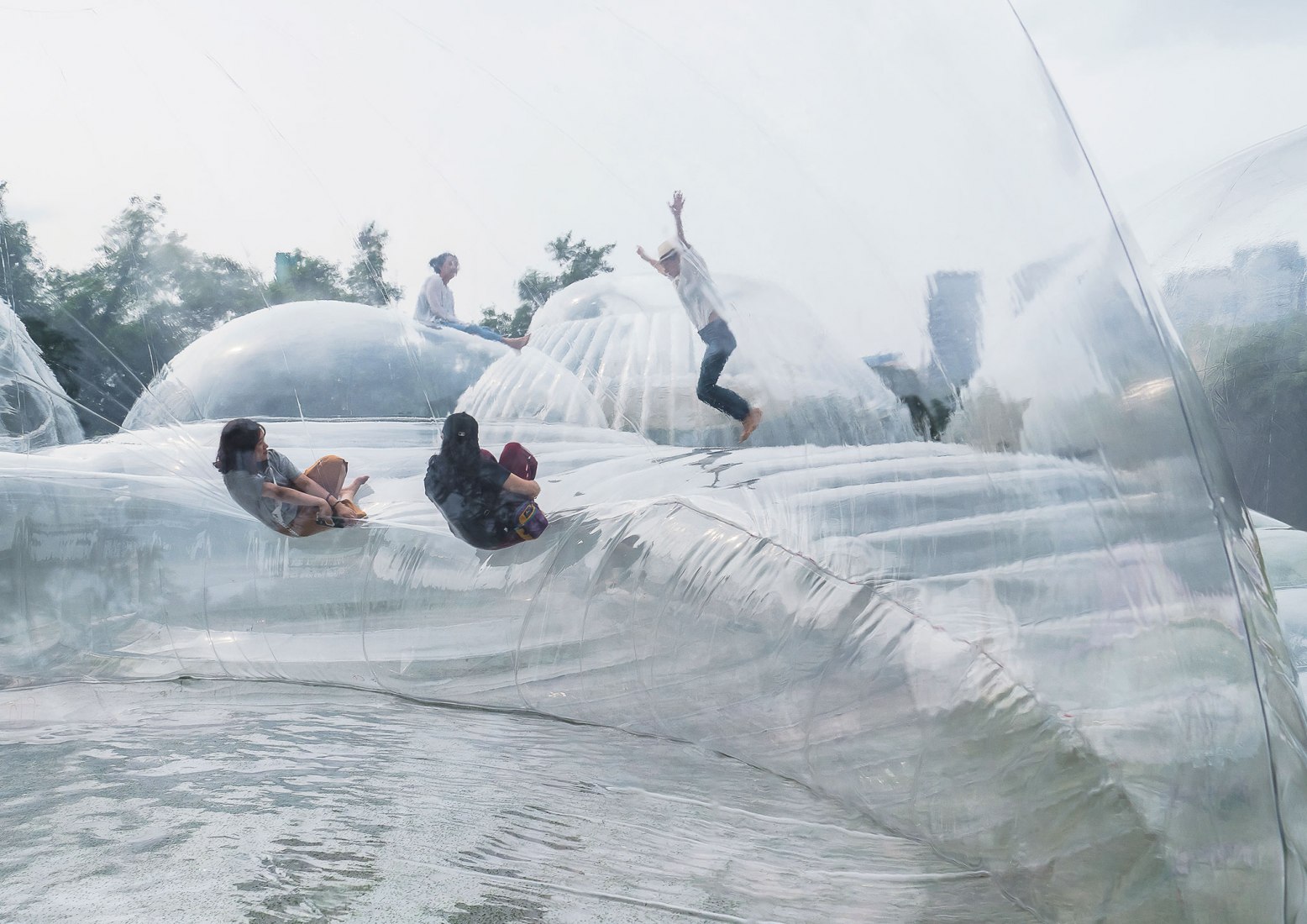 Pabellón multifuncional "Air Mountain" del Carnaval de Flores de Phoenix 2019 por Aether Architects. Fotografía por Zhang Chao.