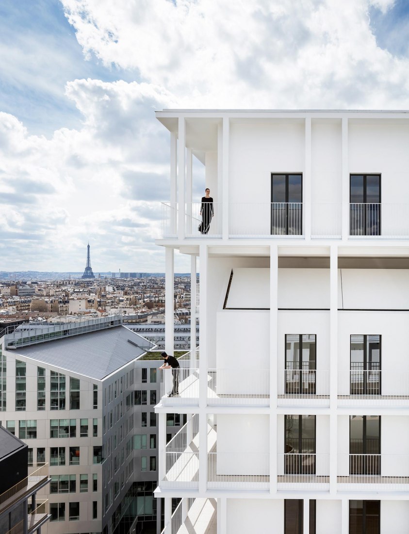 170 viviendas y tiendas en ZAC Clichy-Batignolles por Aires Mateus, Vincent Parreira-AAVP. Fotografía por Luc Boegly