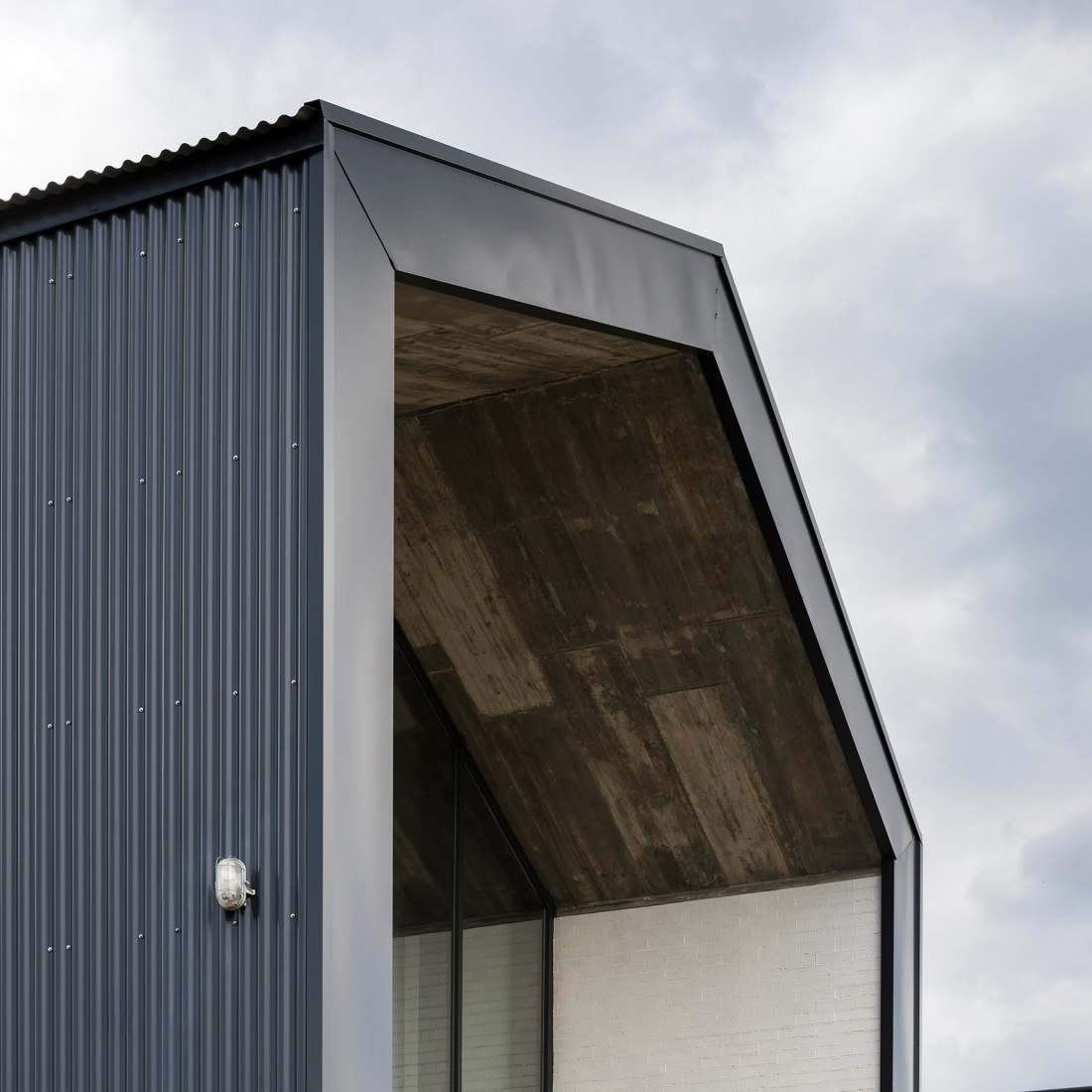Granero House by Alberich-Rodríguez Arquitectos. Photograph by Imagen Subliminal