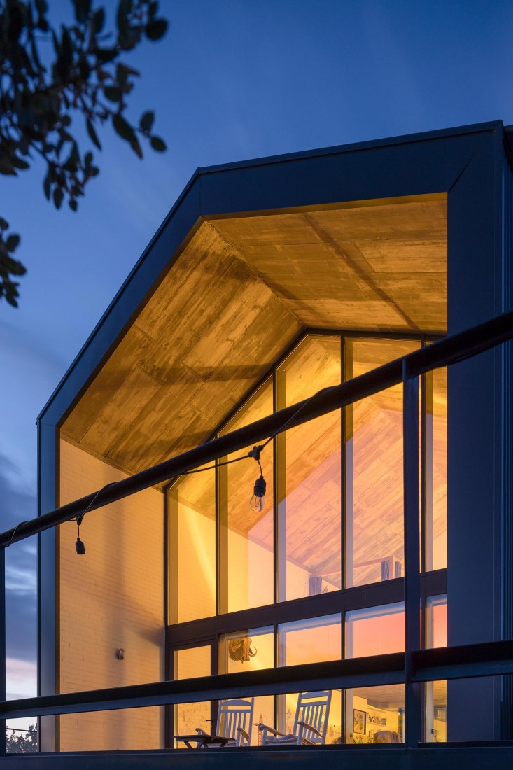 Granero House by Alberich-Rodríguez Arquitectos. Photograph by Imagen Subliminal