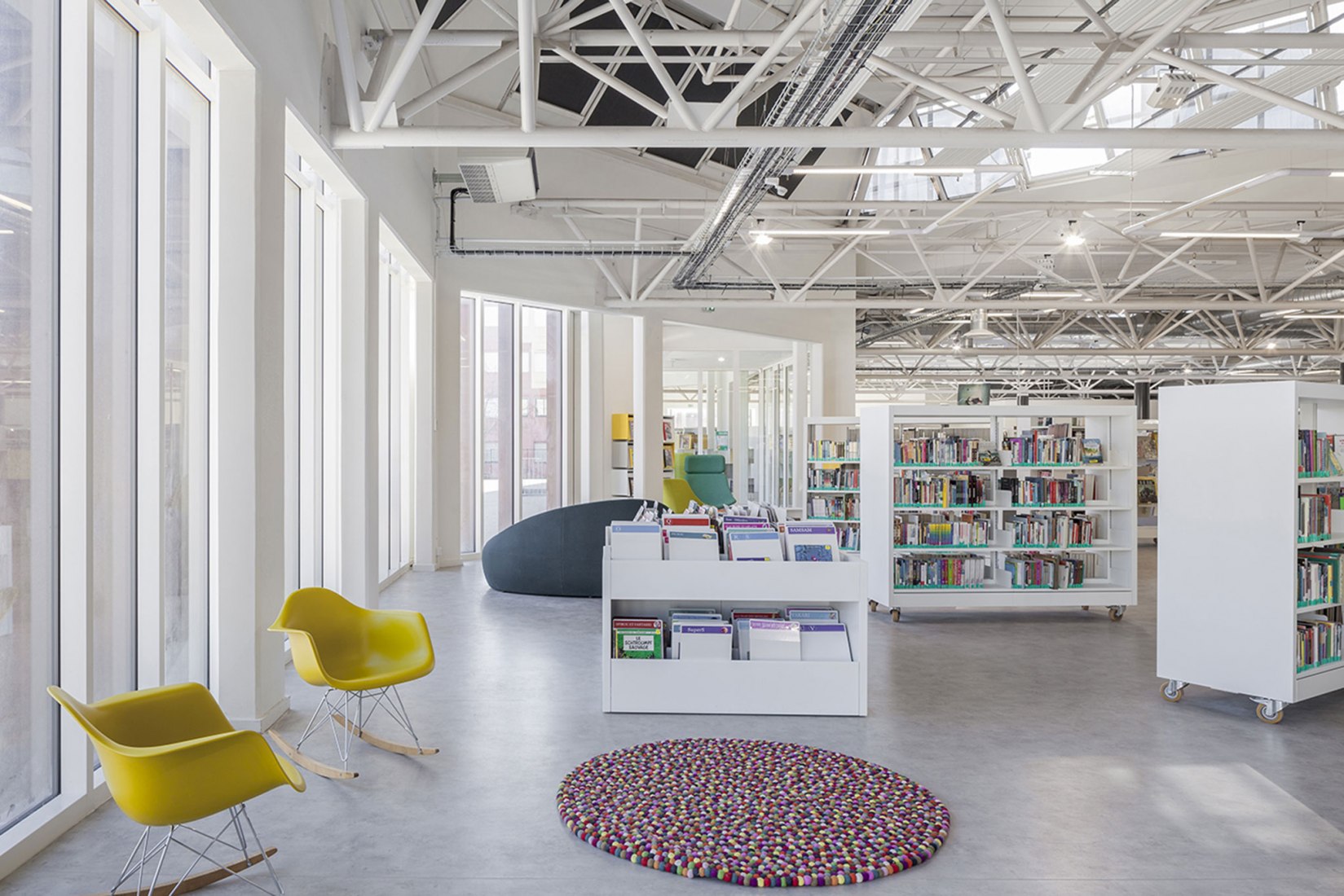 Renovación del Centro Comunitario Albert Schweitzer por MOA. Fotografía de Cyrille Lallement.