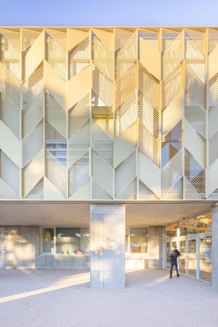 New first-cycle nursery school and outdoor spaces of the French Lyceum by Ale Estudio and b-ground arquitectura. Photograph by Juan Sepúlveda.
