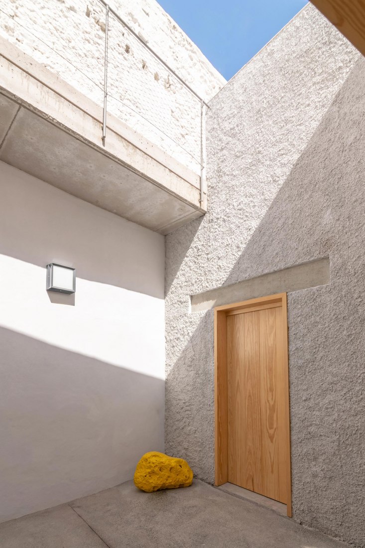 House of the "diablos locos" by Alejandro Beautell. Photograph by Flavio Dorta