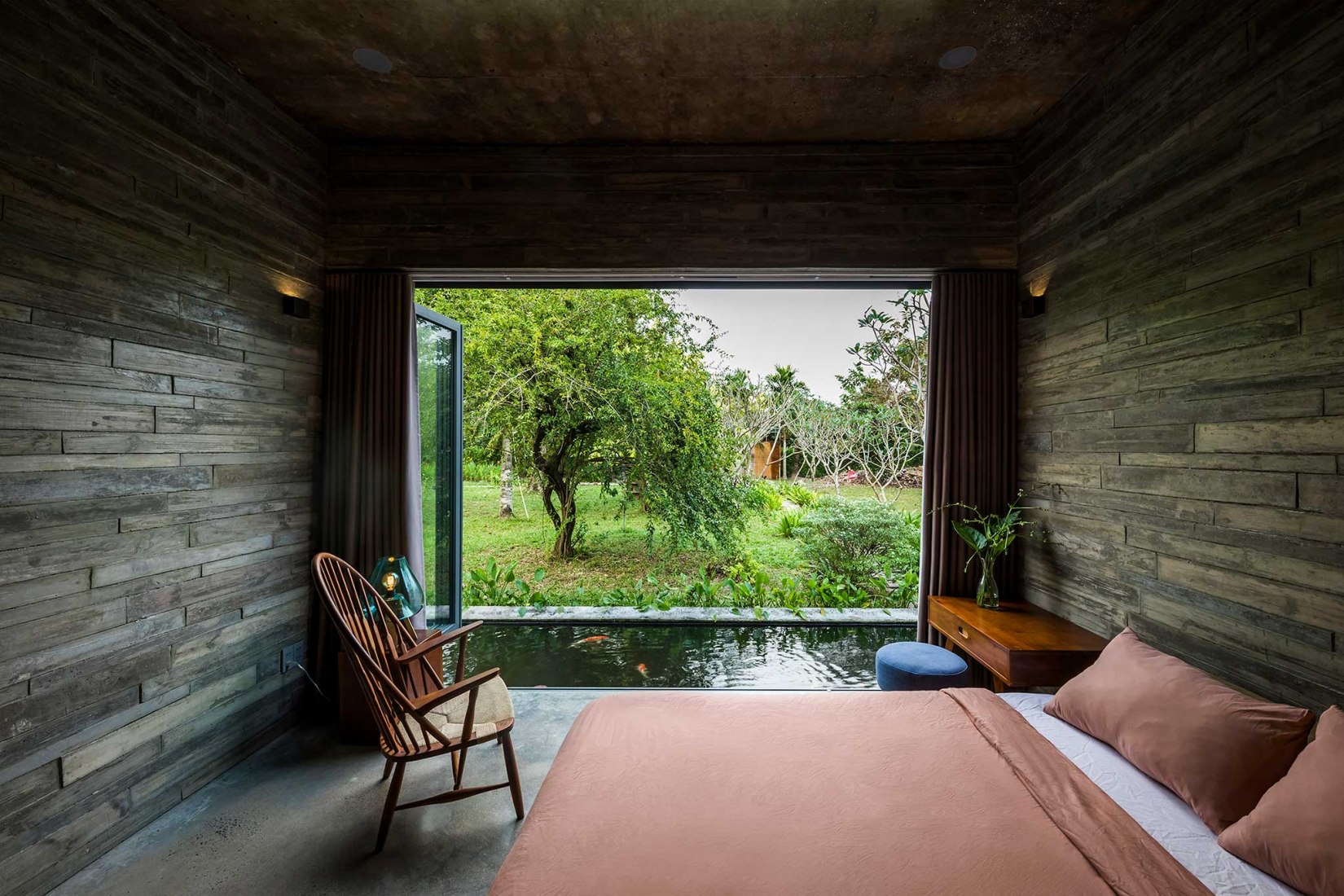 AM House by Nguyen Huu Duy, Nguyen Duy and Bui The Long. Photograph by Hiroyuki Oki
