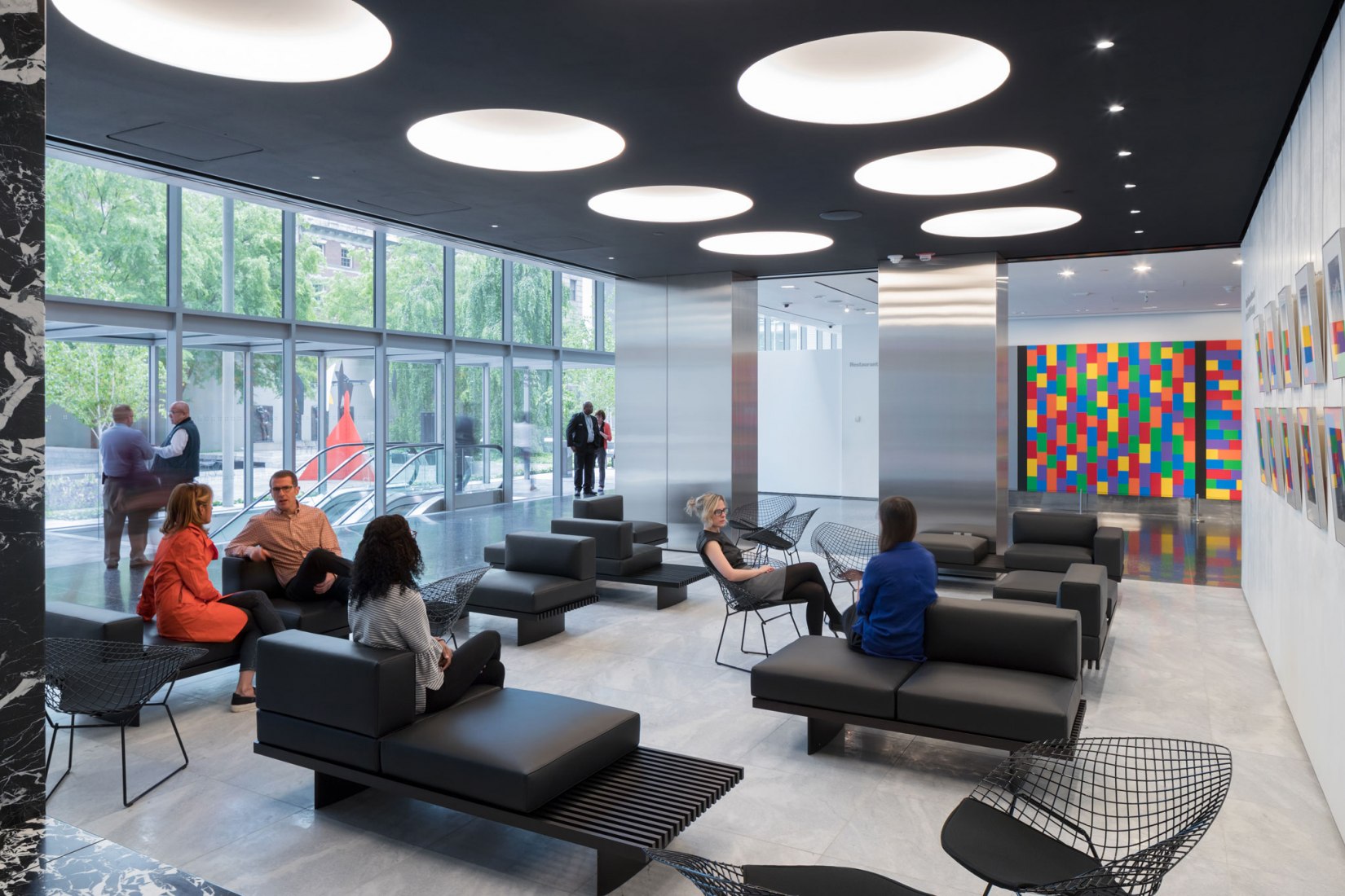View of The Marlene Hess and James D. Zirin Lounge. Photography © Iwan Baan