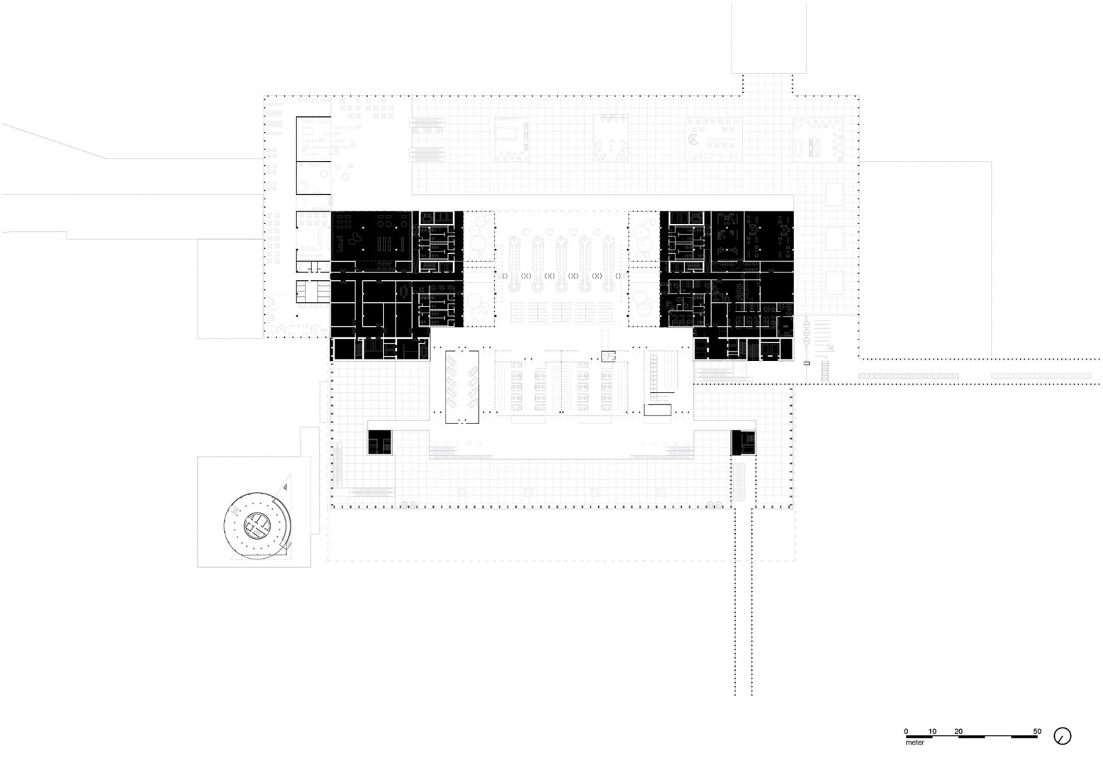 El dibujo muestra el plano del segundo piso de la nueva terminal de Schiphol del aeropuerto de Amsterdam. Representa la relación de la meseta, situada en el segundo piso, con la zona de salidas en el lado de tierra y el área de pasajeros en el lado de la pista.