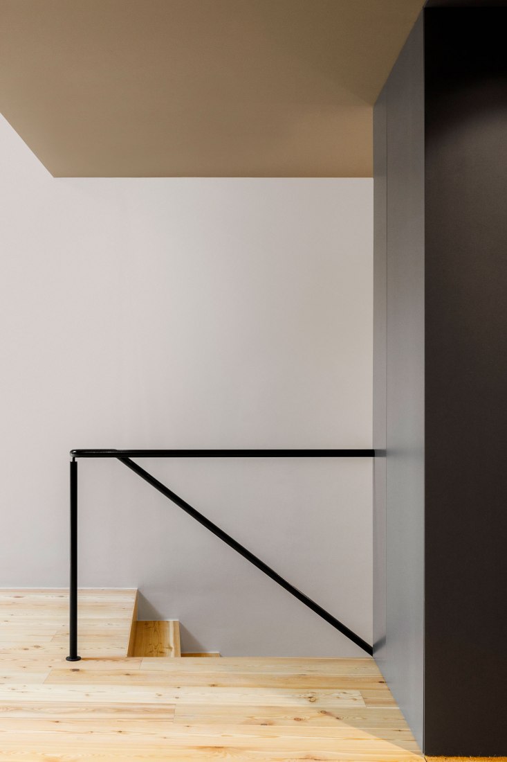 Devesas Factory Building by Anarchlab. Photograph by Ivo Tavares Studio