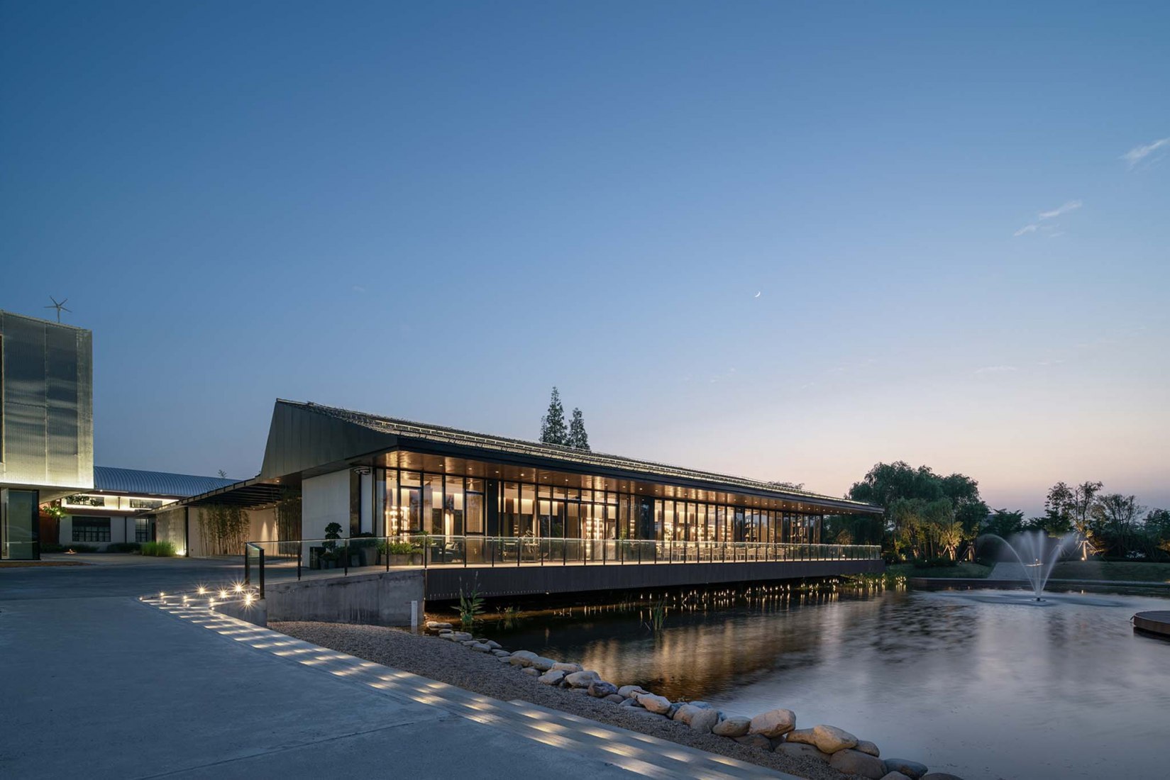 Antigua factoria como nuevo centro cultural por And Studio. Fotografía por MLee Studio