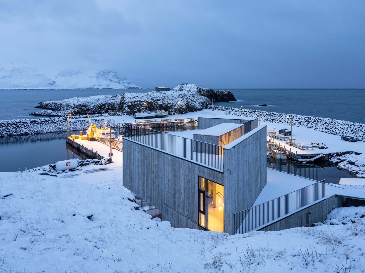 Visitor Centre by Andersen and Sigurdsson Arkitekter. Photograph by Christopher Lund