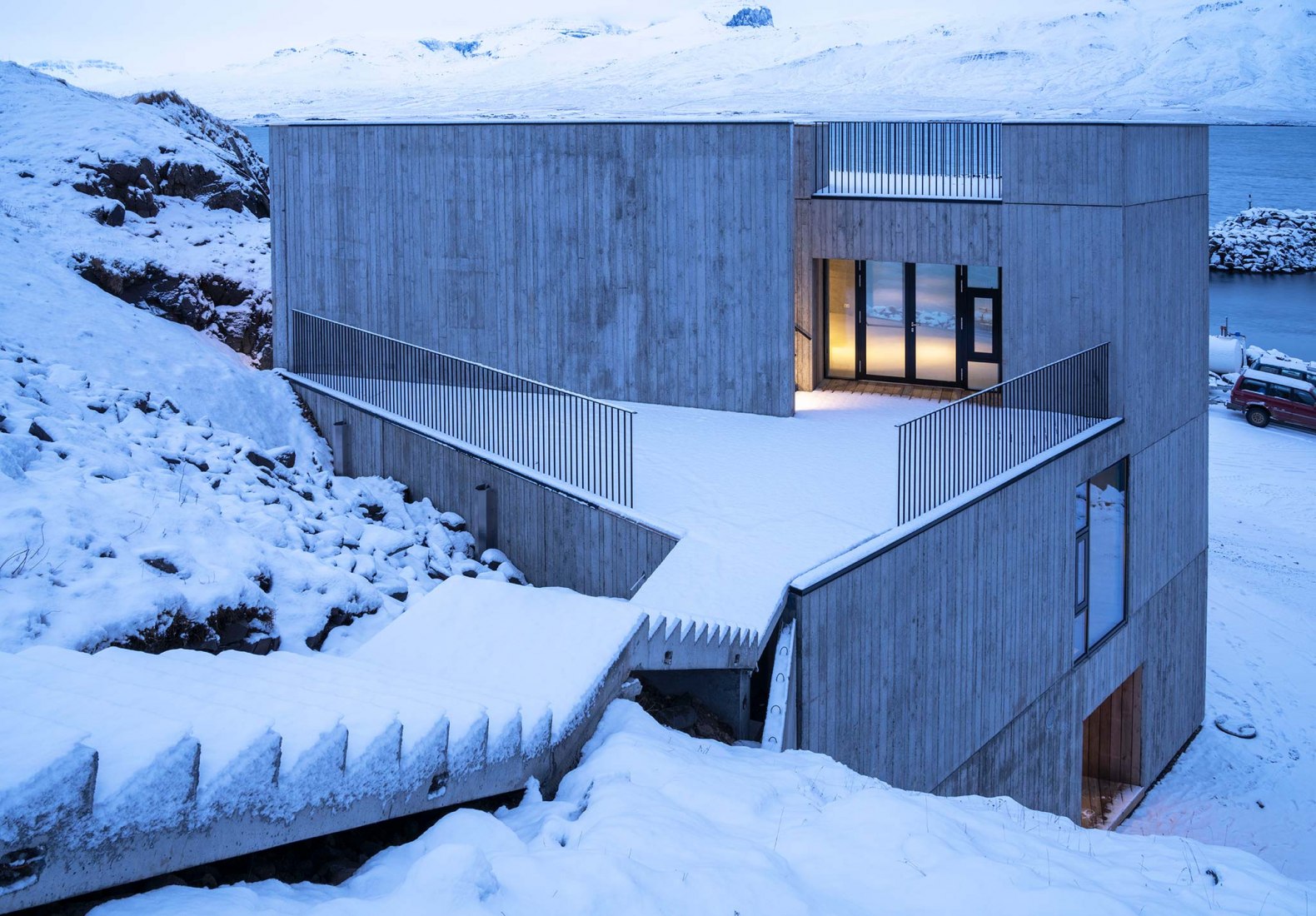 Visitor Centre by Andersen and Sigurdsson Arkitekter. Photograph by Christopher Lund