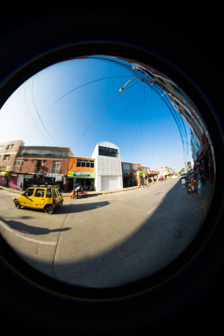 Reforma de edificio comercial en la calle Arica por Angas Kipa. Fotografía por Manuel Reaño Reyes