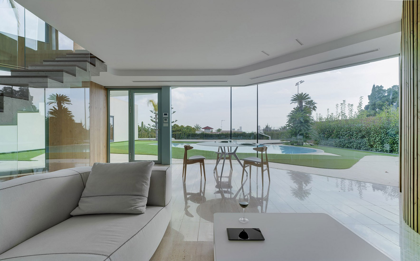 A Room at 3 meters by WOHA by Antonio Maciá. Photograph by David Frutos