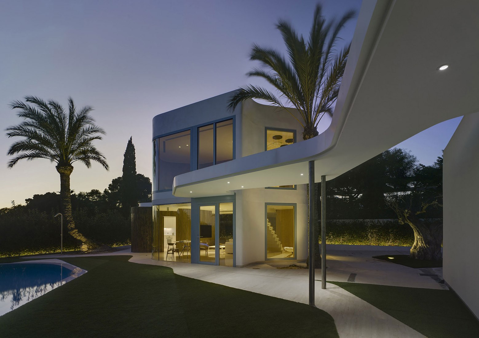 A Room at 3 meters by WOHA by Antonio Maciá. Photograph by David Frutos