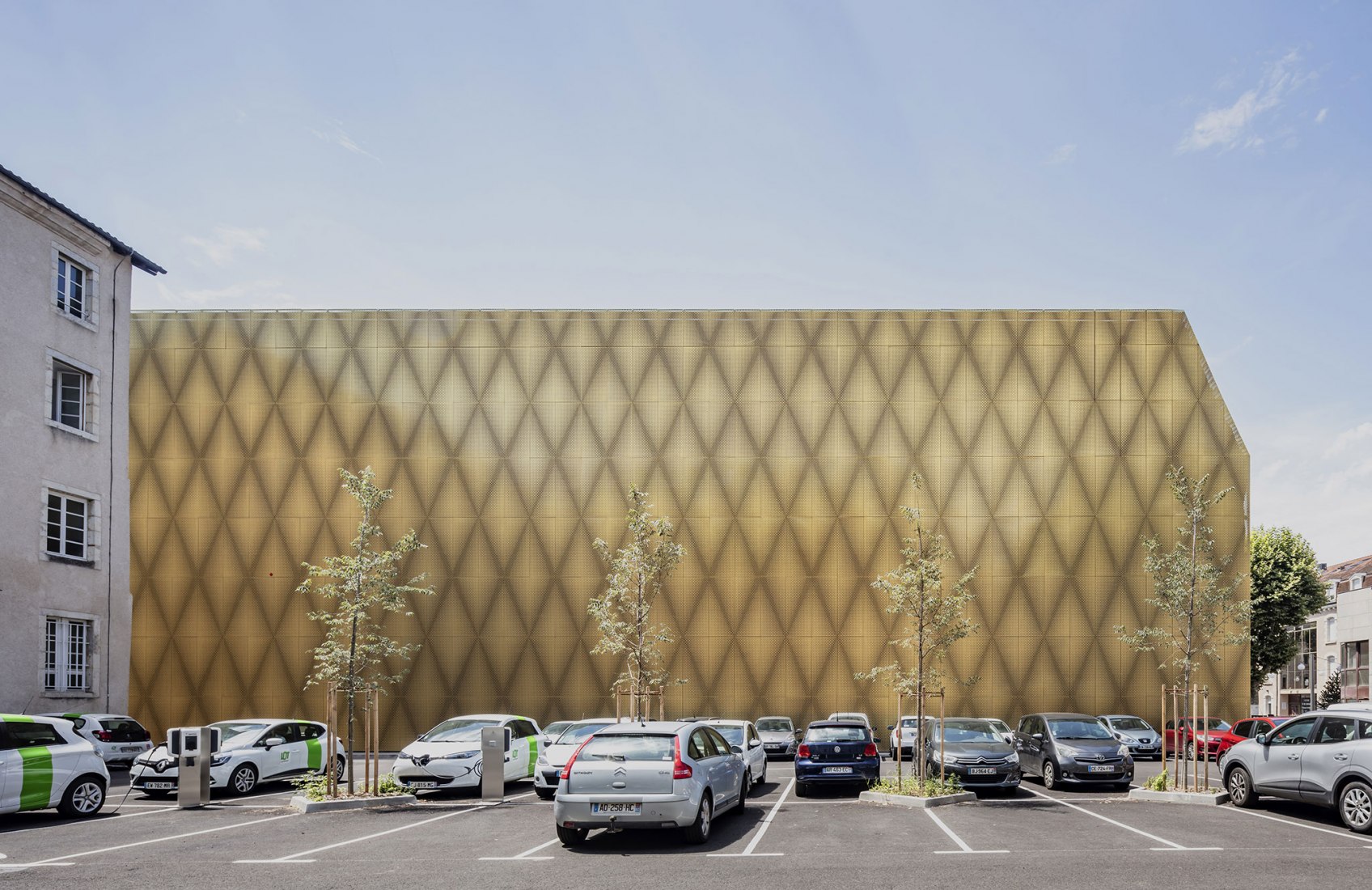 The cinema "Grand Palais" in Cahors by Antonio Virga. Photograph by Luc Boegly