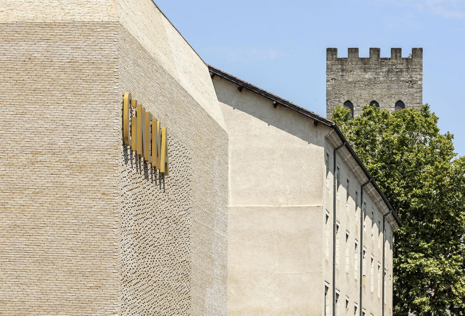 The cinema "Grand Palais" in Cahors by Antonio Virga. Photograph by Luc Boegly