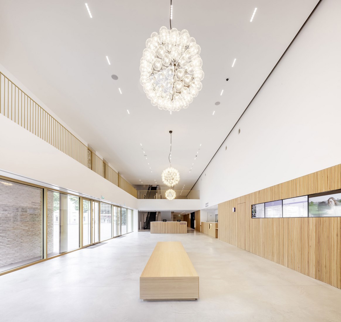 The cinema "Grand Palais" in Cahors by Antonio Virga. Photograph by Luc Boegly