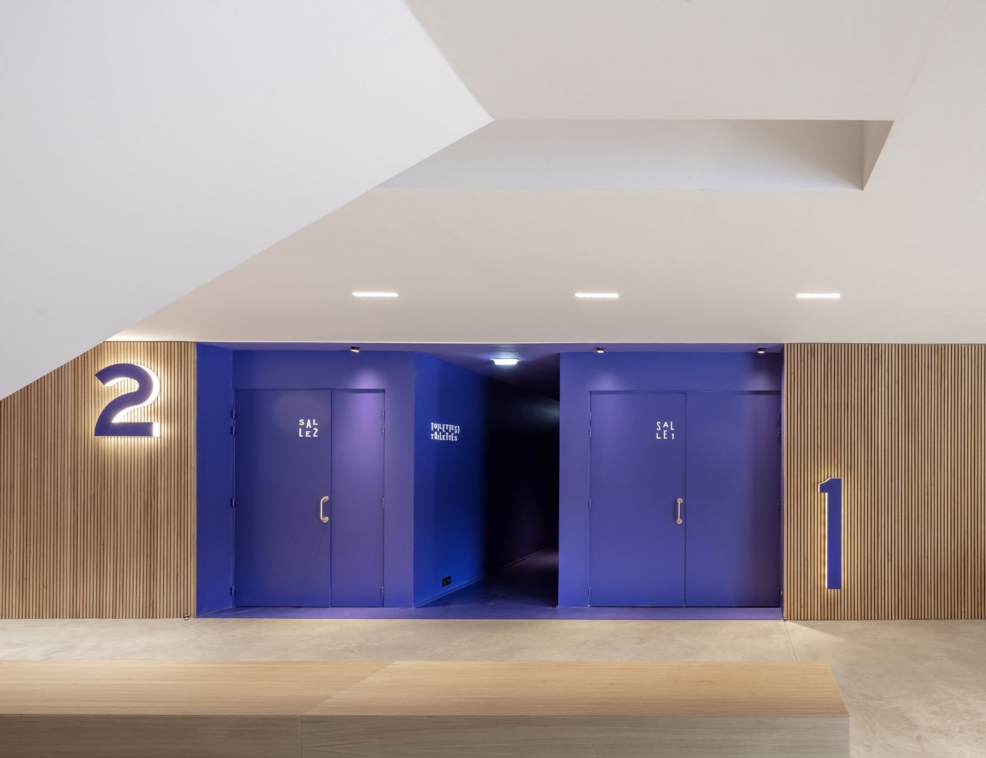 The cinema "Grand Palais" in Cahors by Antonio Virga. Photograph by Luc Boegly