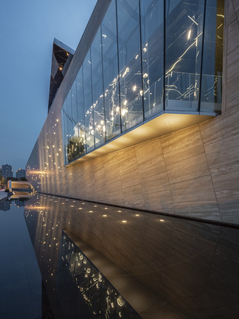 Oficina de ventas de CRCC Chongqing City Park por aoe. Fotografía por Huang Ligang