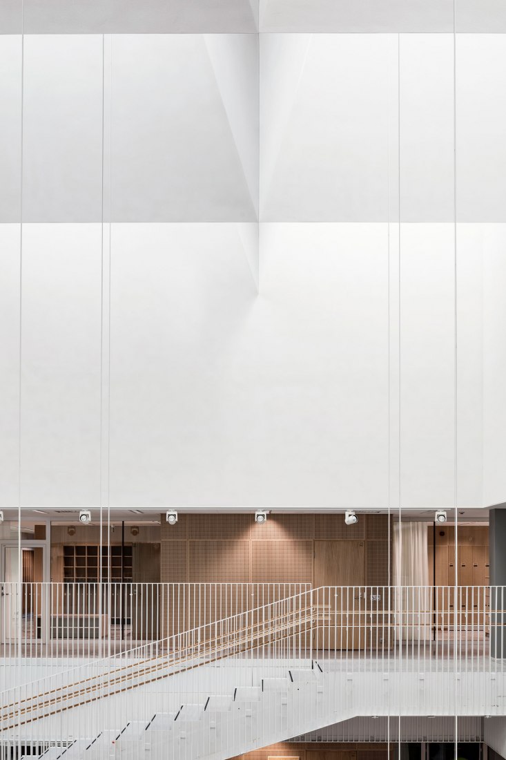 Jätkäsaari School by AOR Architects. Photograph by Kuvatoimisto Kuvio.