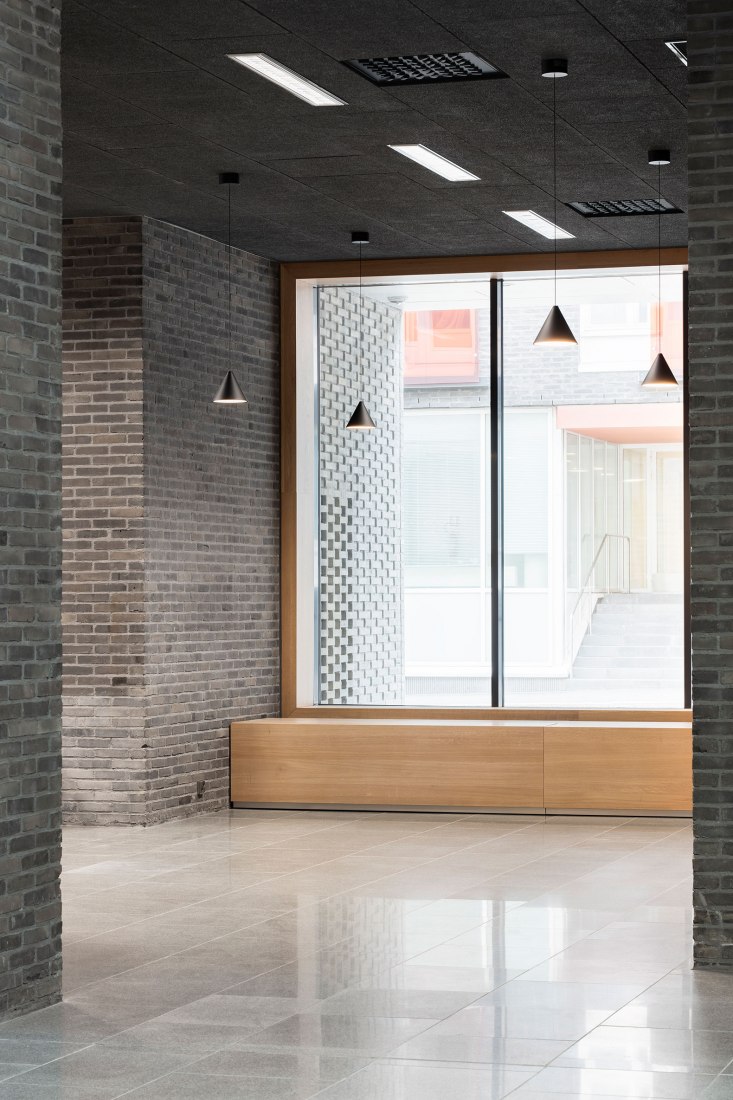 Jätkäsaari School by AOR Architects. Photograph by Kuvatoimisto Kuvio.