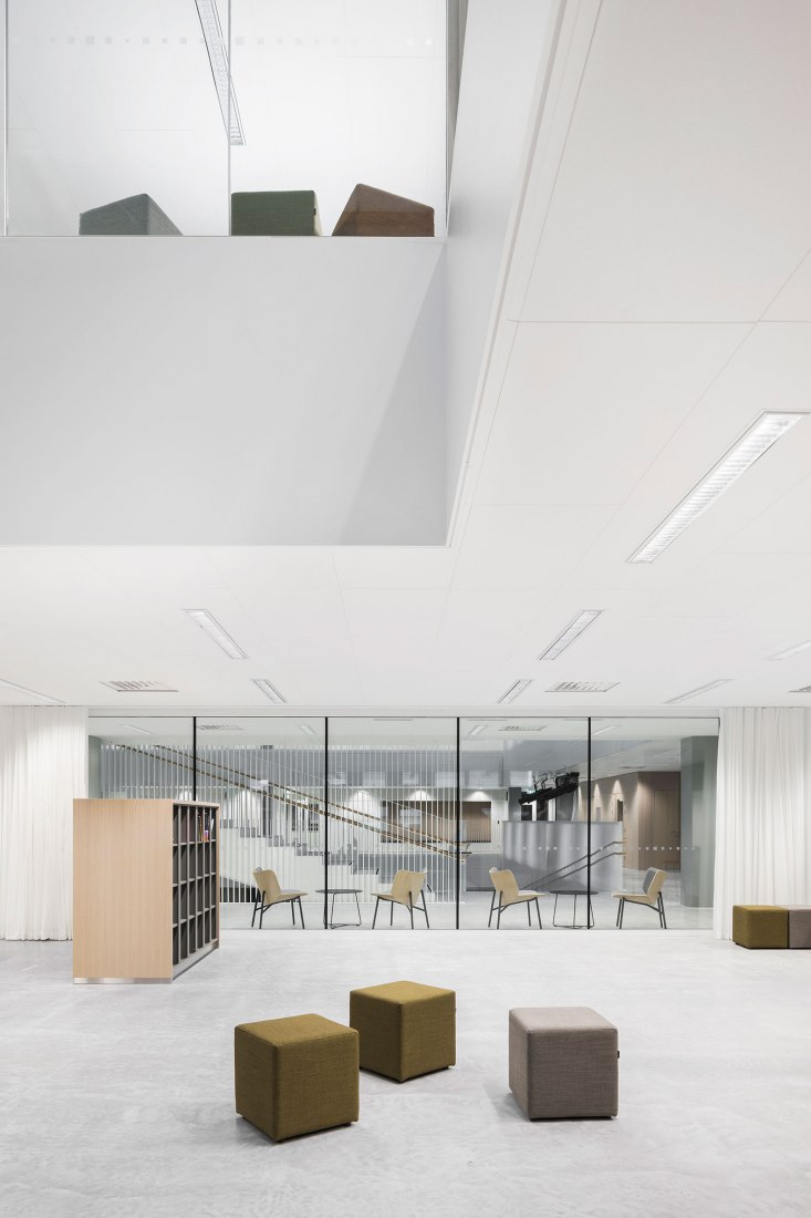 Jätkäsaari School by AOR Architects. Photograph by Kuvatoimisto Kuvio.