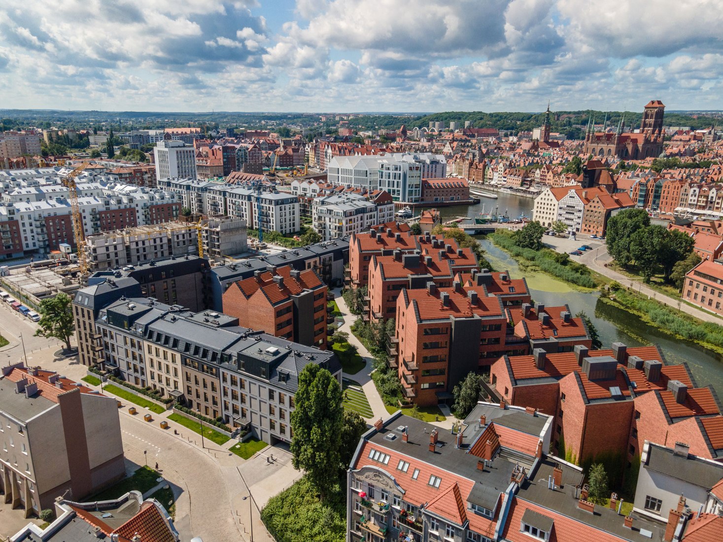 Riverview by APA Wojciechowski Architekci. Photograph by Radek Gałczyński.