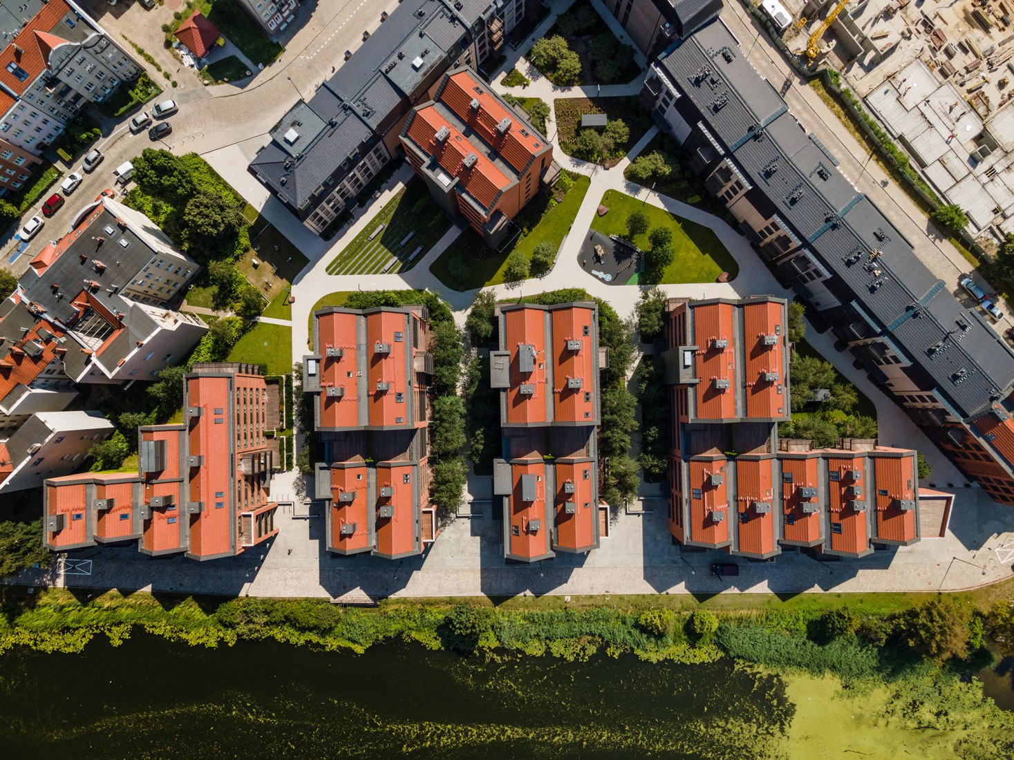 Riverview by APA Wojciechowski Architekci. Photograph by Radek Gałczyński.