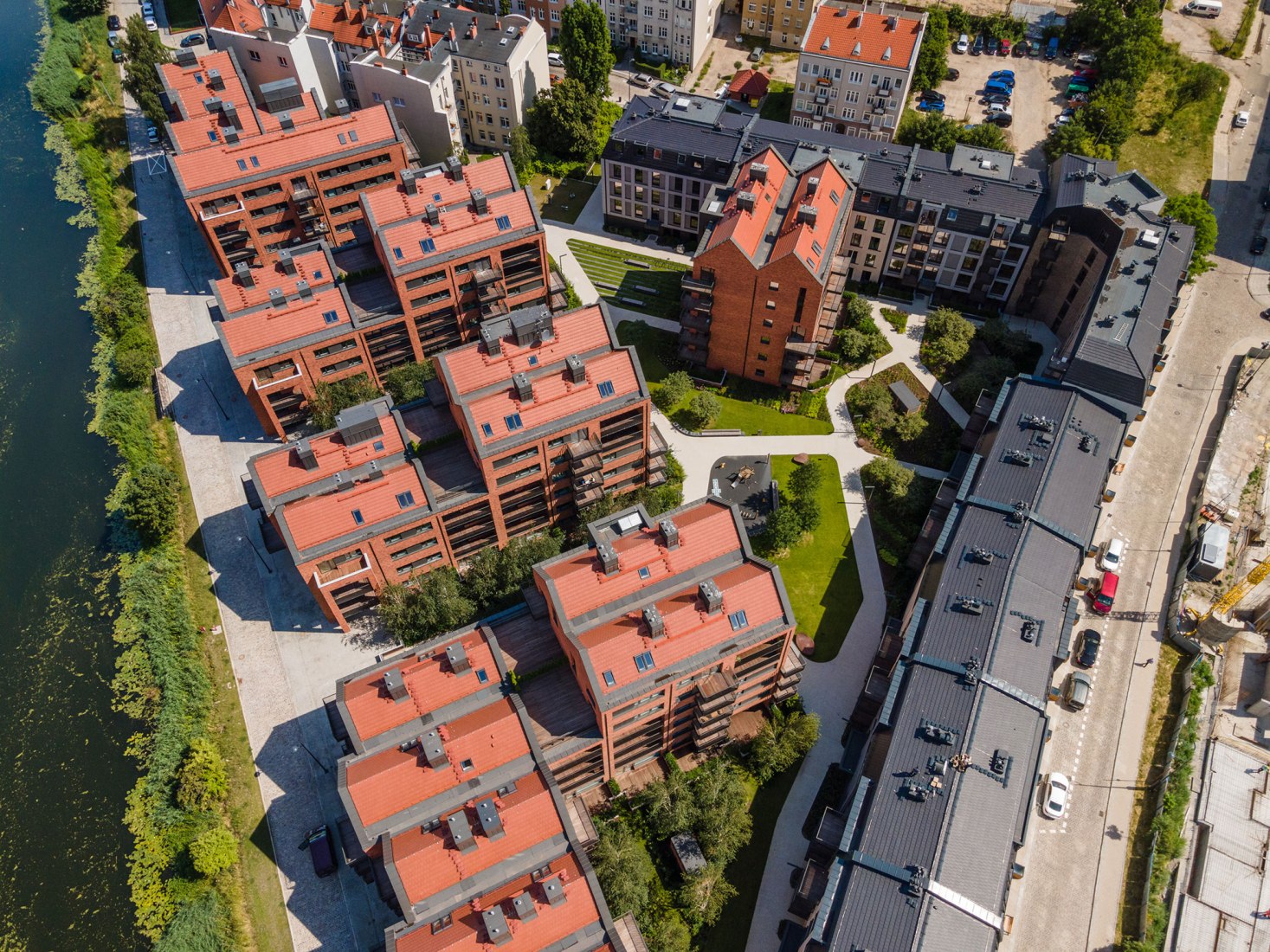 Riverview by APA Wojciechowski Architekci. Photograph by Radek Gałczyński.
